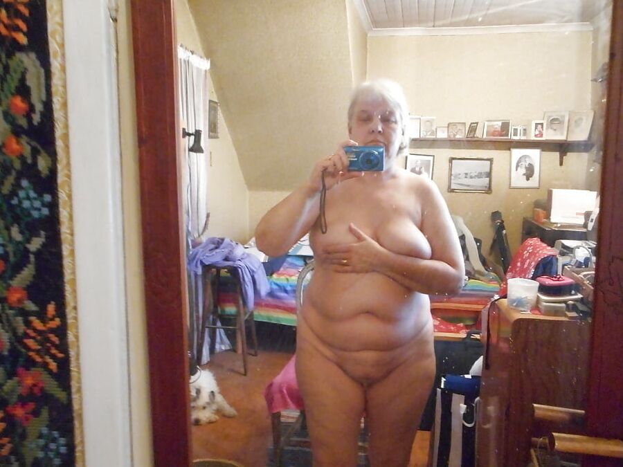 GRANNIES