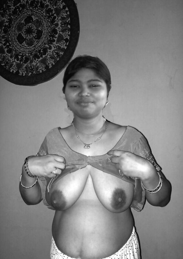 Dishi juicy boobs