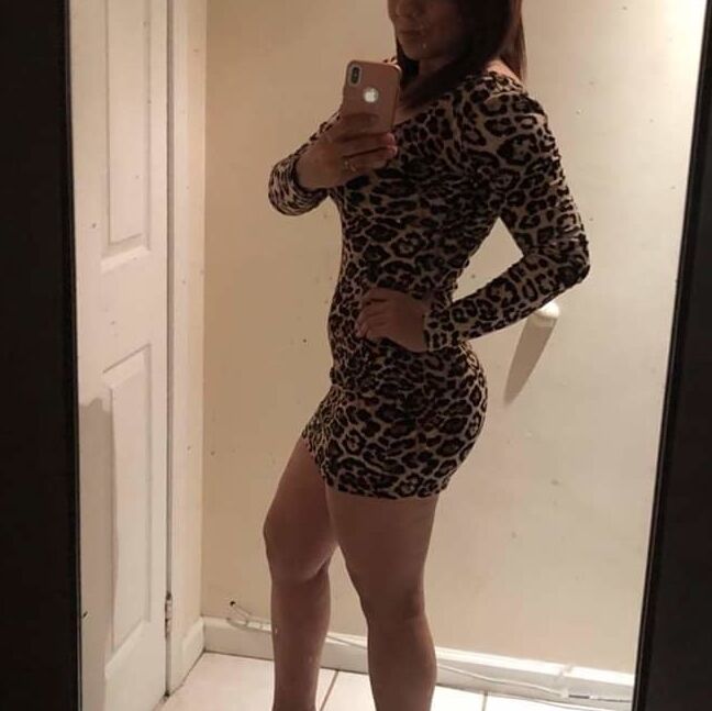 Exhibicionista mini vestidos rica milf puta