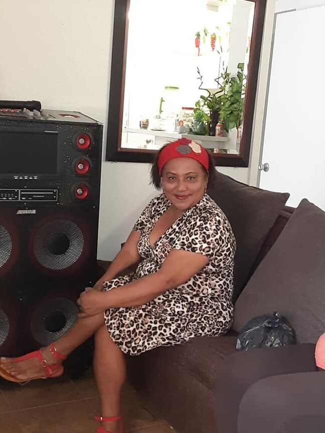 ABUELITA SARINA