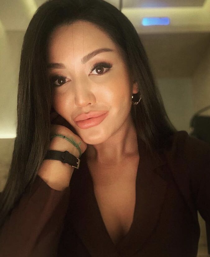 Kz MILF Alika Blowjob lips