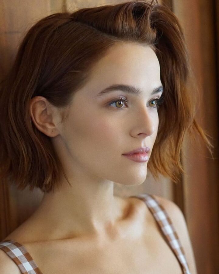 Zoey Deutch