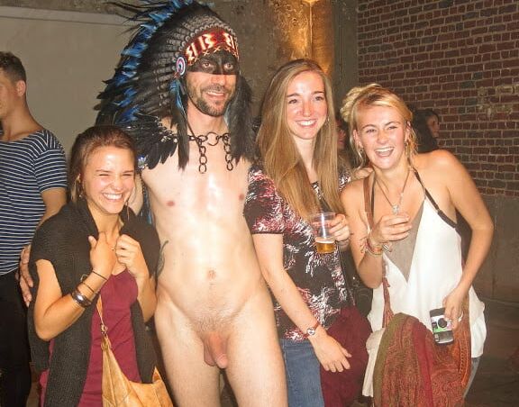 Random CFNM pics - --