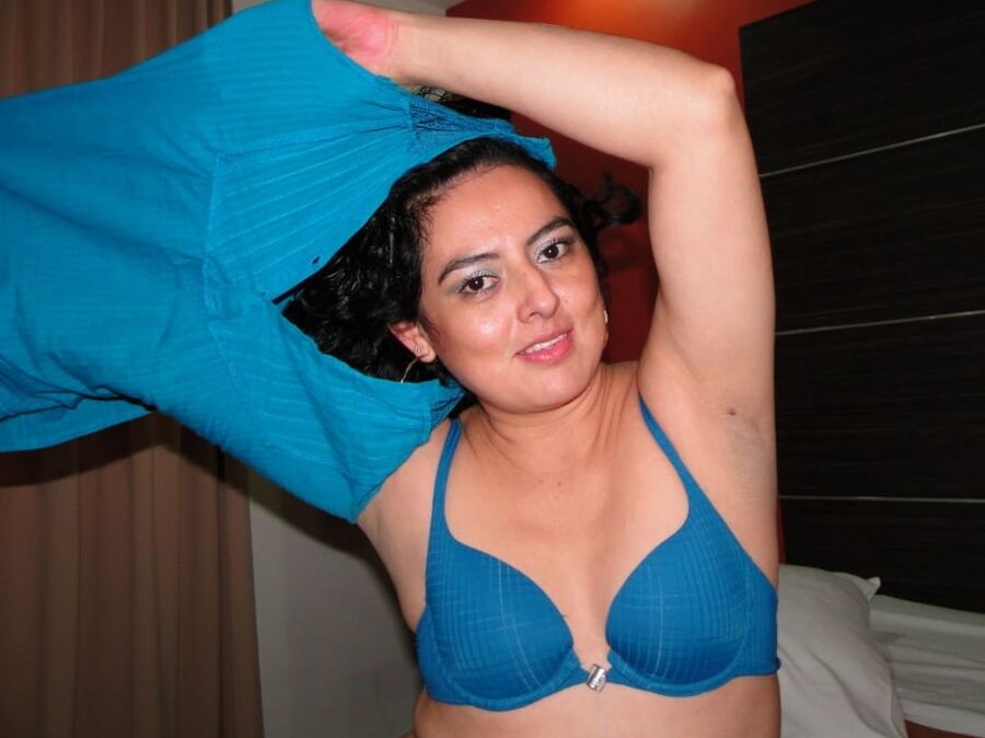 Milf puta traiciona a su marido