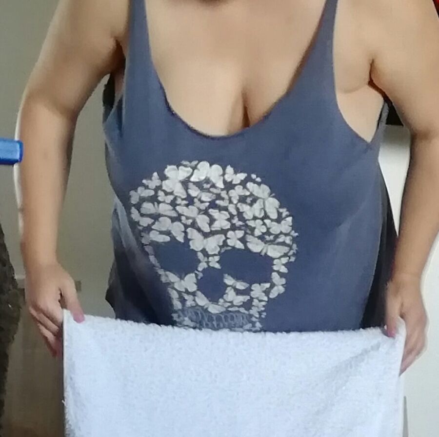 Chubby mature non nude