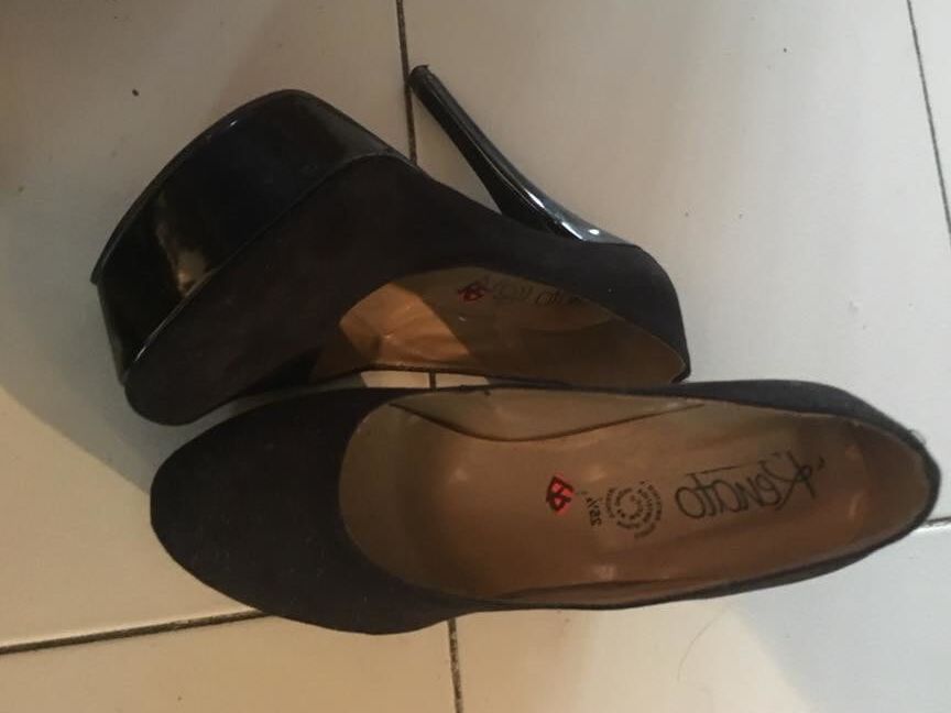 Extreme shoes