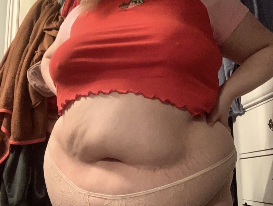 BBW Sexy Overstuffed Fat Belly Girls