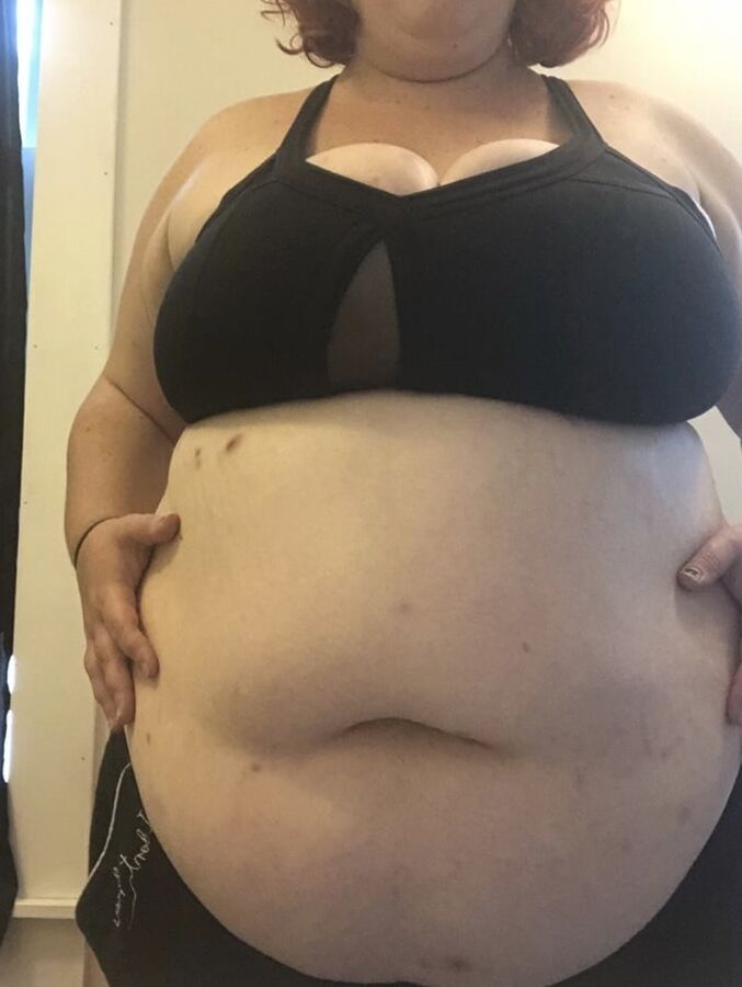 BBW Sexy Overstuffed Fat Belly Girls