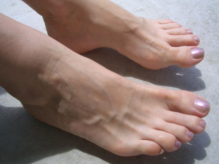 Pretty feet