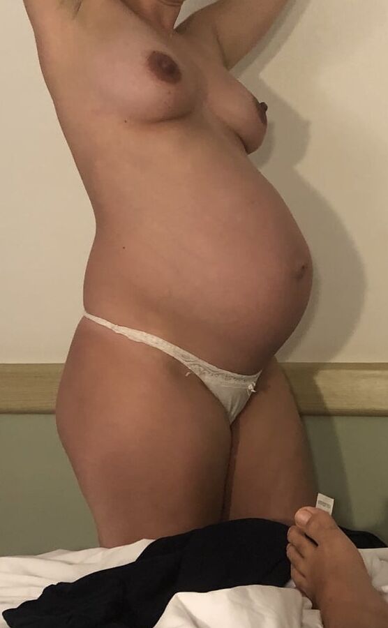 Sexy Pregnant Girls