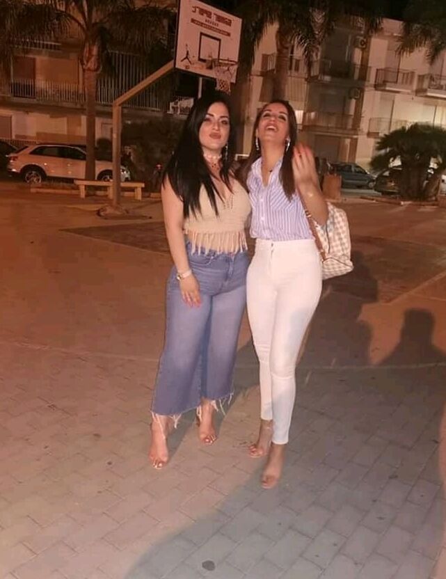 Valeria bella porcona di fb