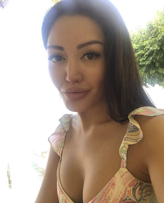 Kz MILF Alika Blowjob lips