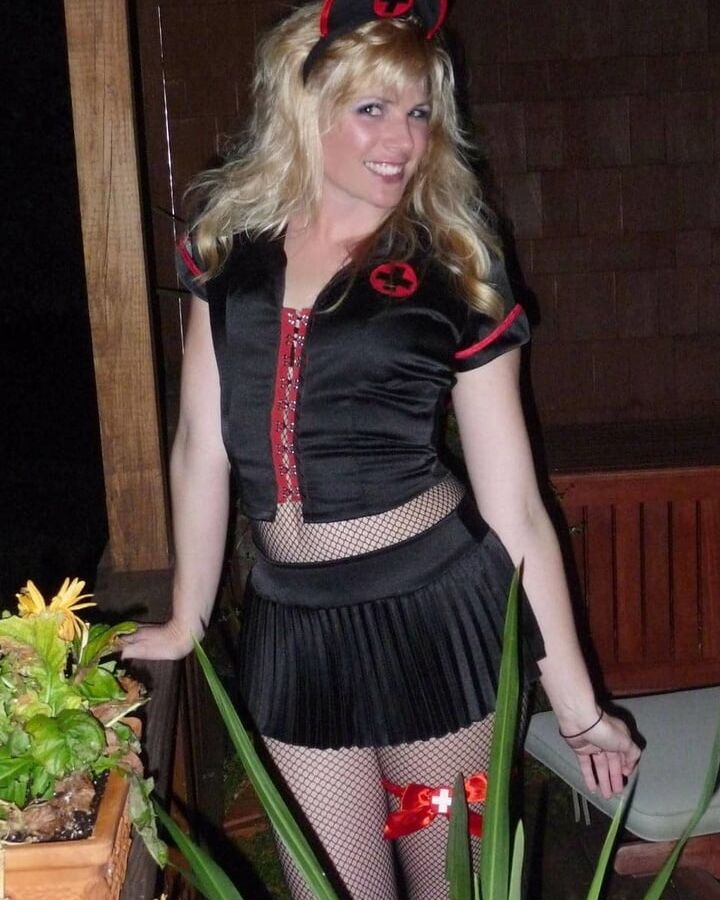 y.o. woman missing a man who can drill her ass hardly