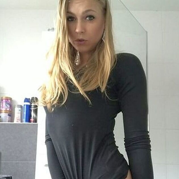 Hot Bitch Elise