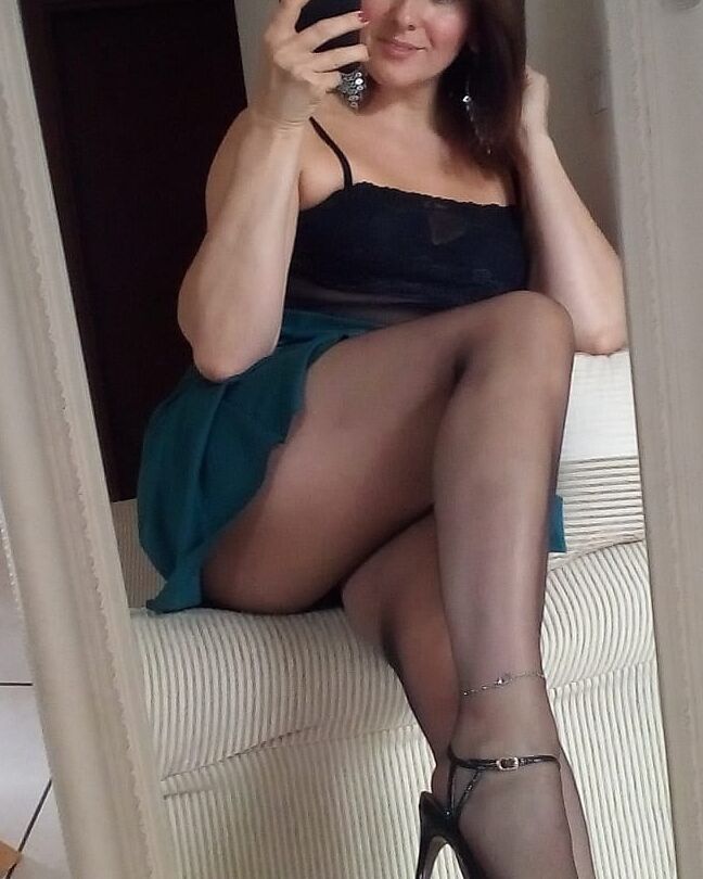 Pantyhose Milf Part