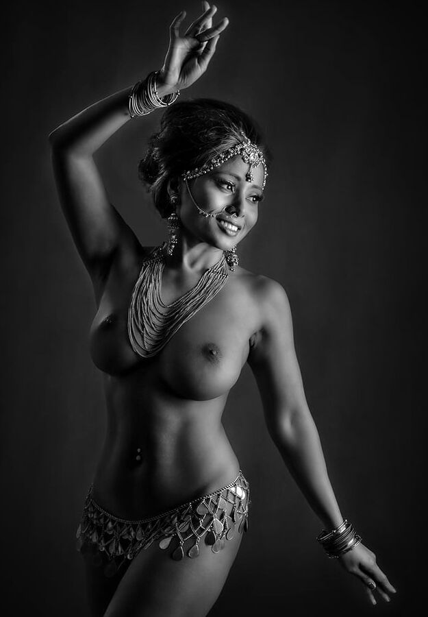 Nikitha model