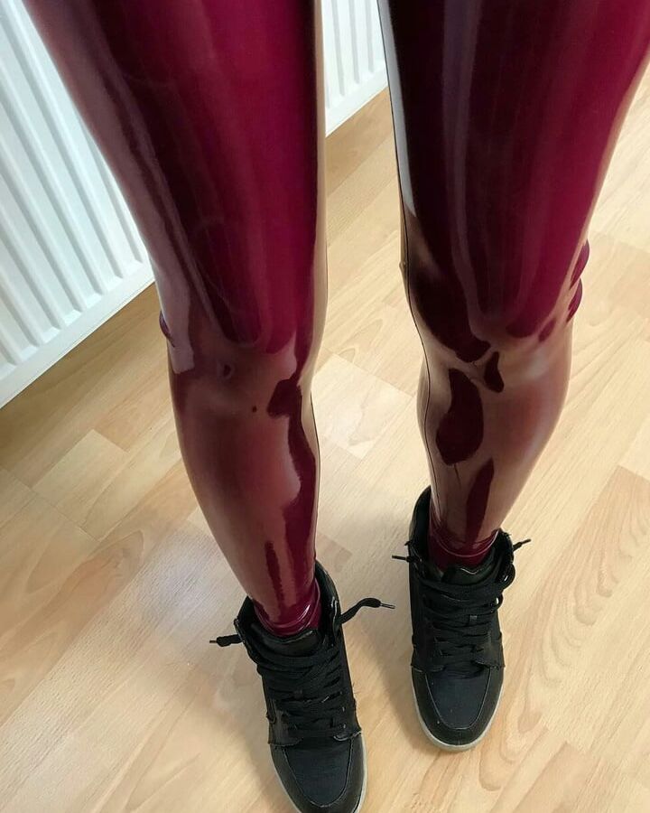 Latex Girls