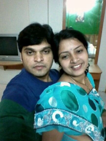 DESI BHABI WITH HUSBAND