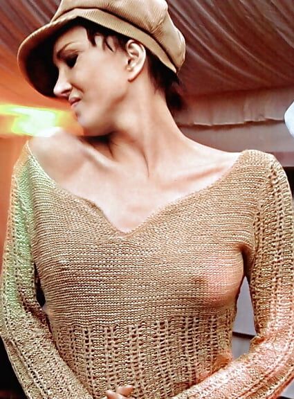 Anouschka Renzi