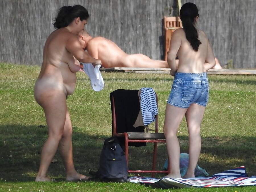 Nudist mother and daughter