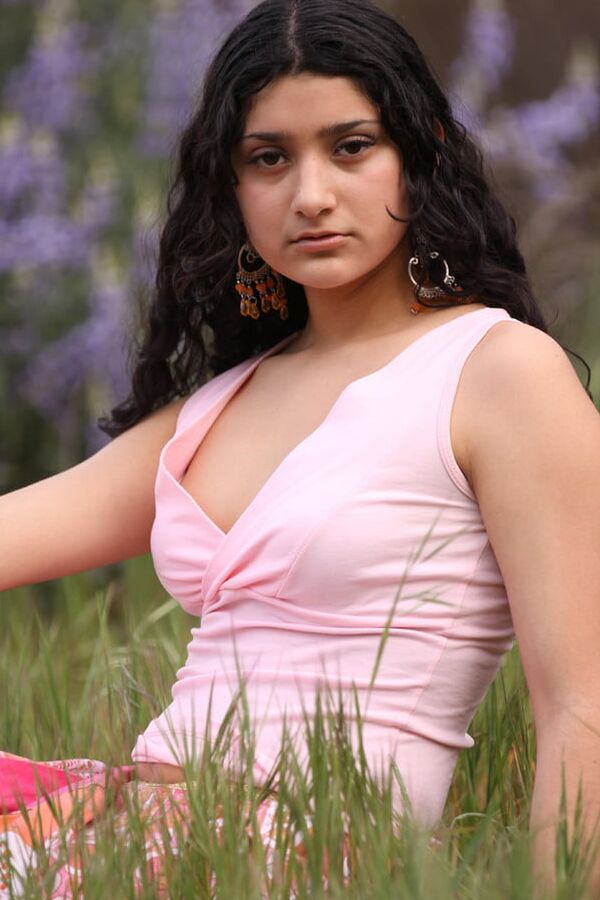 Sexy Desi Model Poonam Goes Almost Nude