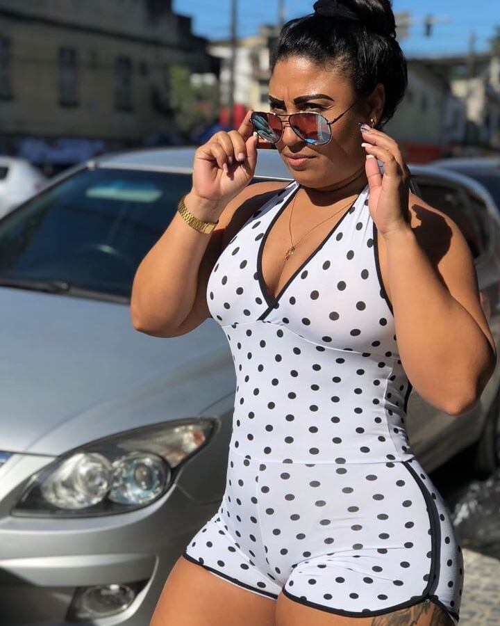 PUTA DO INSTAGRAM: Girlene Santos
