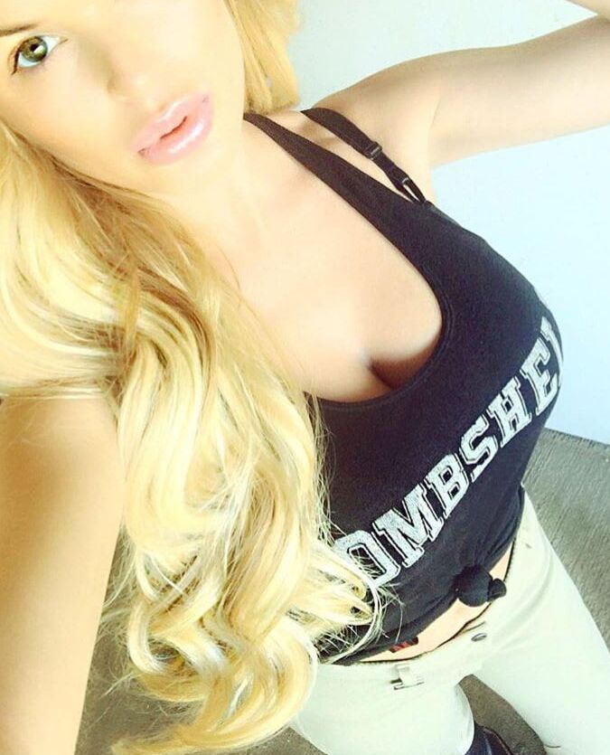 HOT Kinadoll