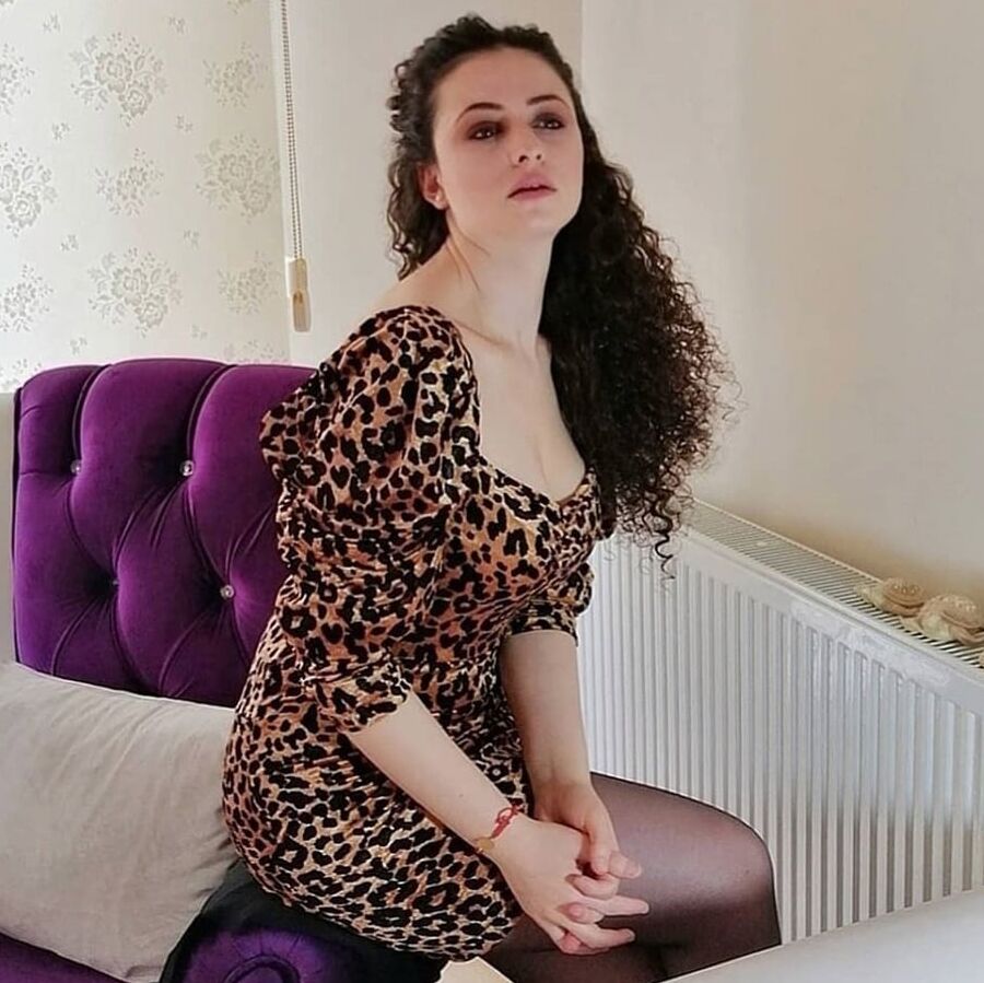 Turkish milf legs skirt legs feet turk olgun anneler wife