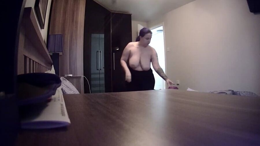 Saggy tits