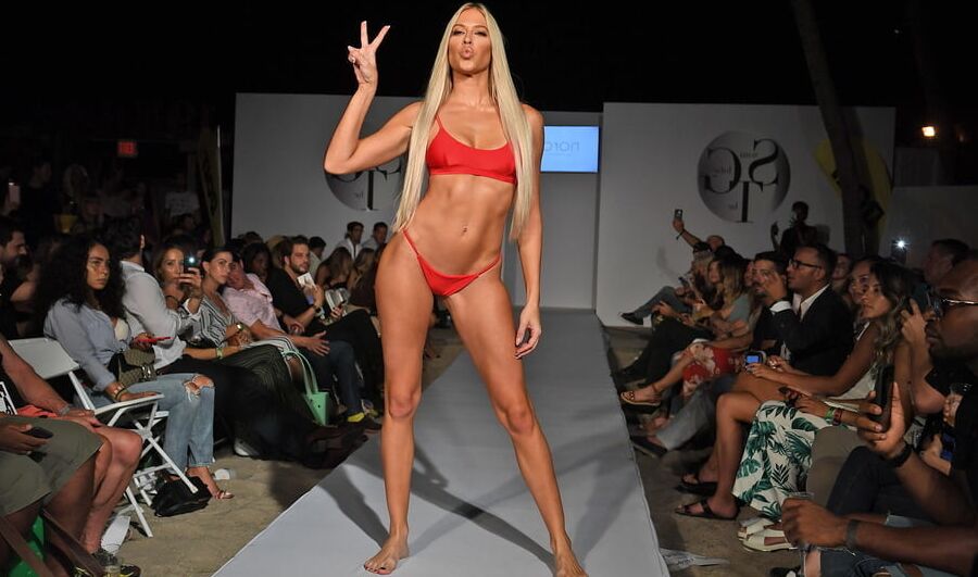 Wwe Divas - Kelly Kelly
