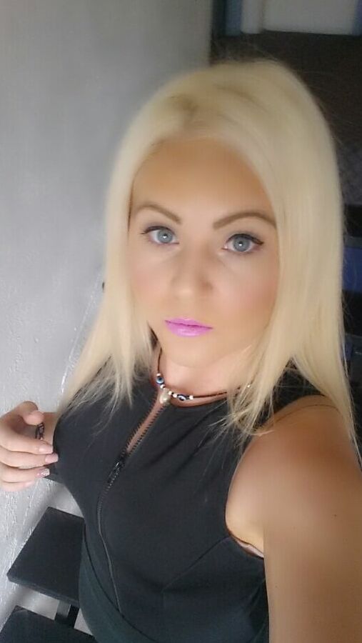 Blonde Girl Living In Boston