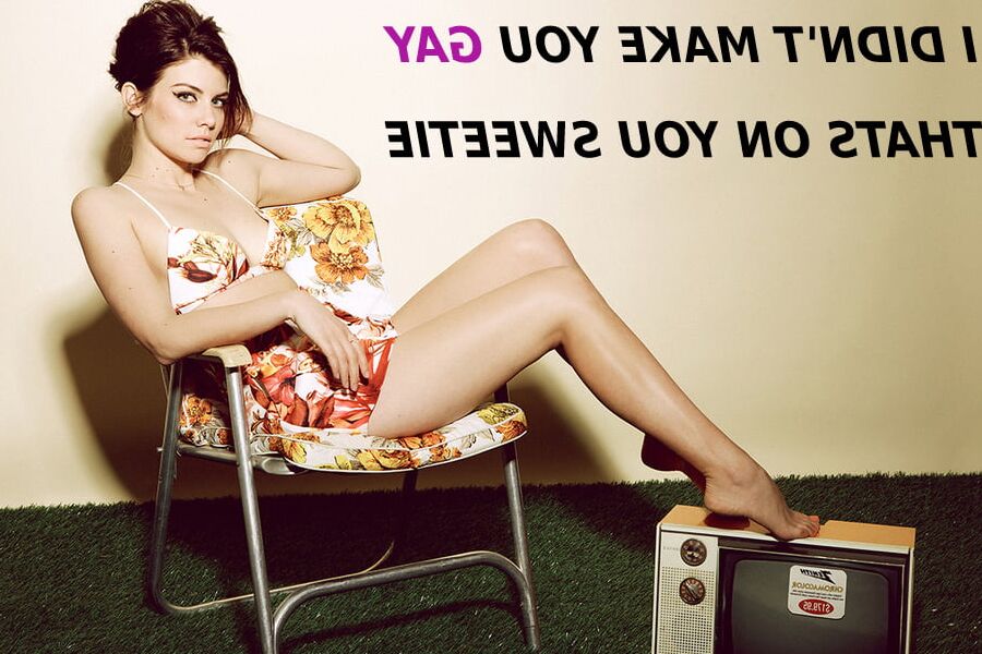 Lauren Cohan Bi Captions