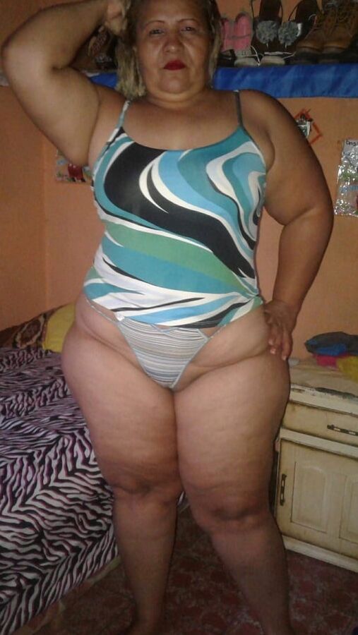 Mrs Mayra yo is naughty cleaning lady part