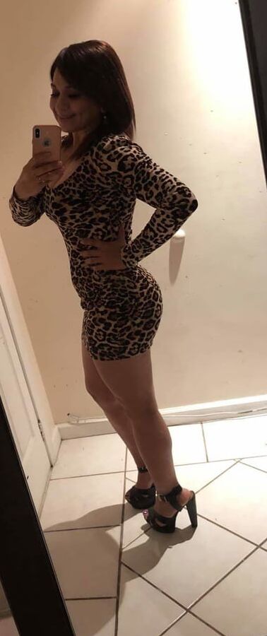 Exhibicionista mini vestidos rica milf puta