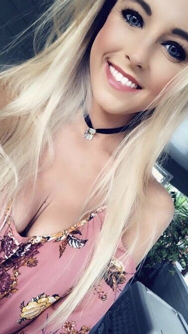 HOT Minnesota Teacher