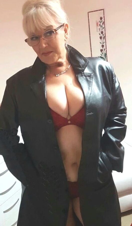 granny love leather