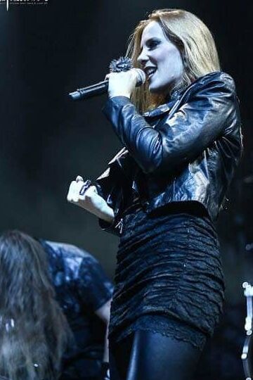 Simone Simons