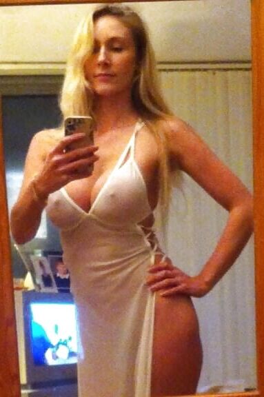 Mirror shots &amp; Selfies