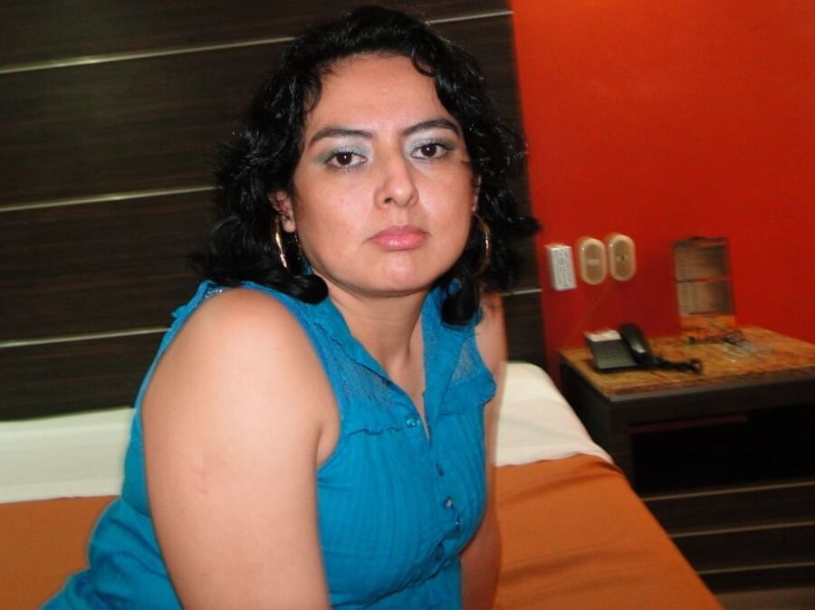 Milf puta traiciona a su marido