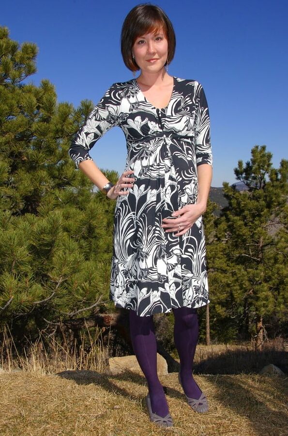 Fashionista Mum in Tights