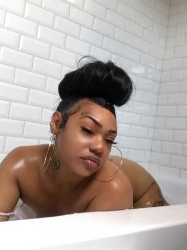 PYT Selling Pussy