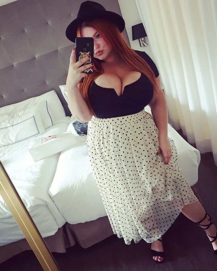Hot Russian BBW Alena
