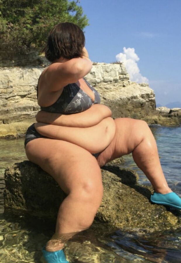 BBW Sexy Overstuffed Fat Belly Girls