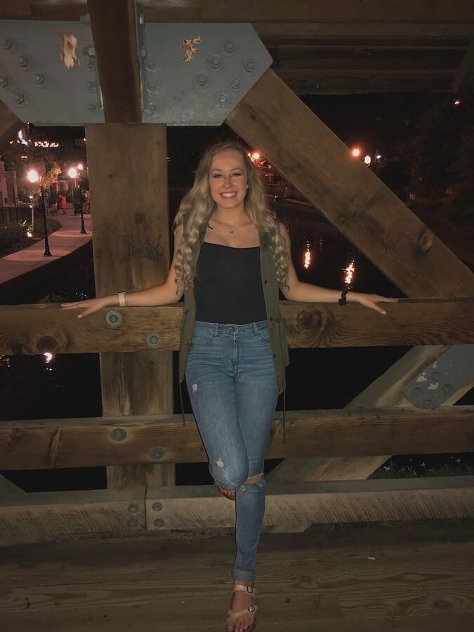 Stunning Blonde Ellie
