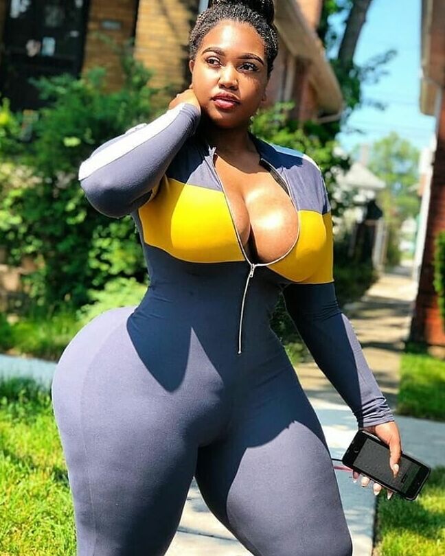 Beautiful black booty from web