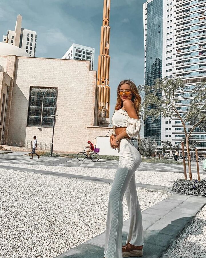 Alexandra sexy russian insta model with big ass long legs