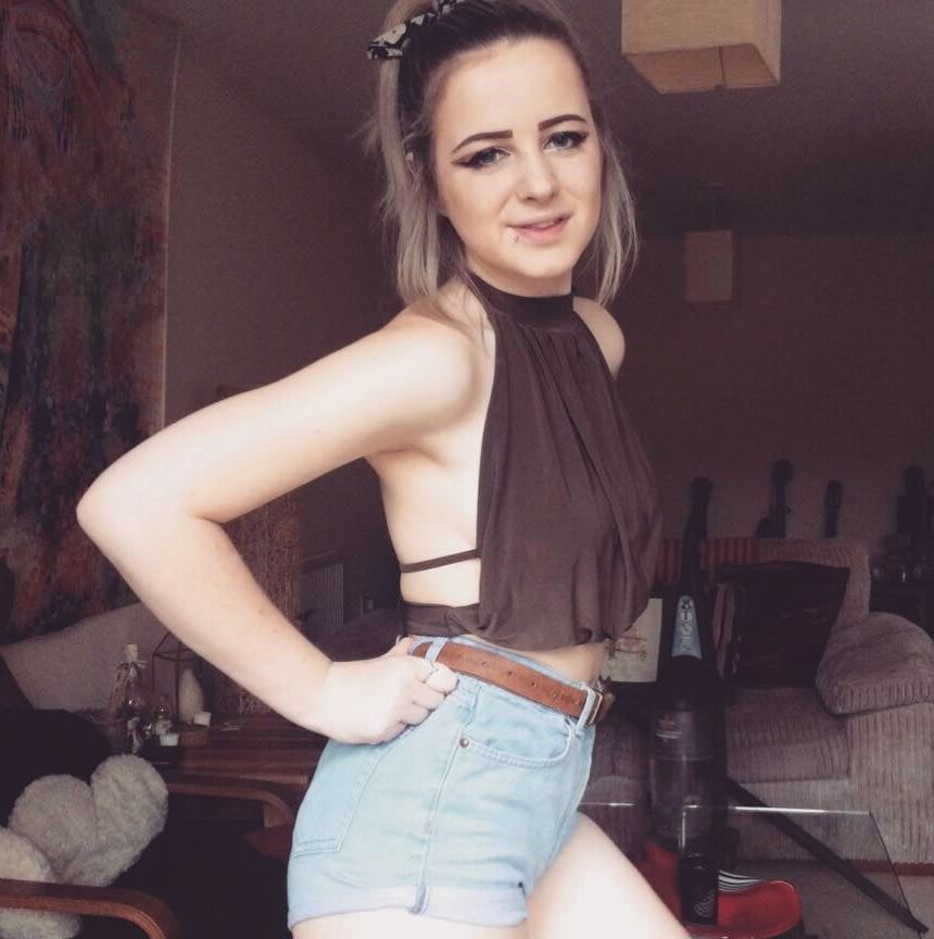 Stupid Chav Sluts- Amber M