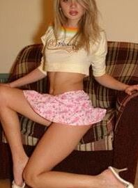 Short Skirts and Upskirt