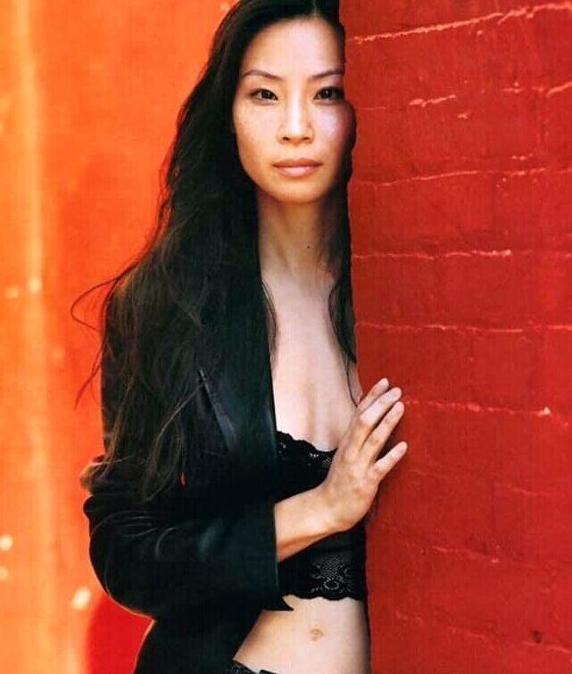 Lucy lui