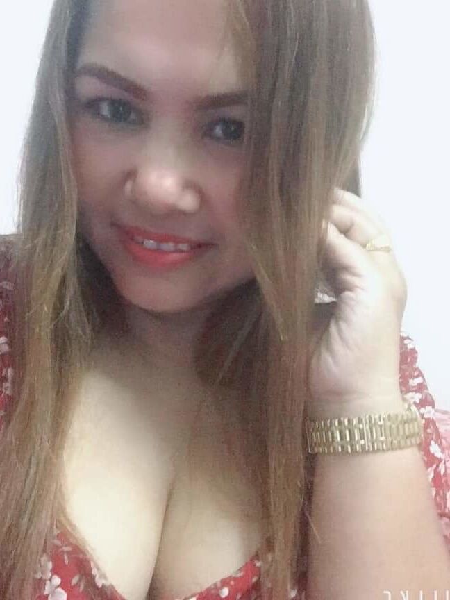 Gadis buah dada besar janda